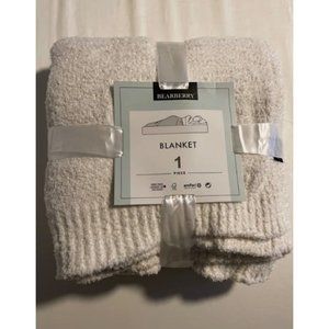 Super Soft Fluffy Throw Blanket Lightweight Cozy Warm Throw Blankets